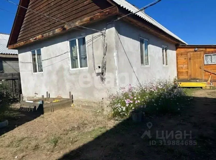 Дом в Бурятия, Иволгинский район, Иволгинское с/пос, с. Иволгинск пер. ... - Фото 0