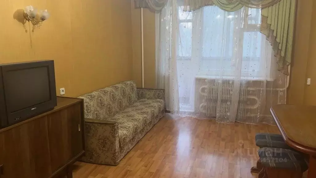1-к кв. Белгородская область, Белгород ул. Есенина, 36 (33.8 м) - Фото 0