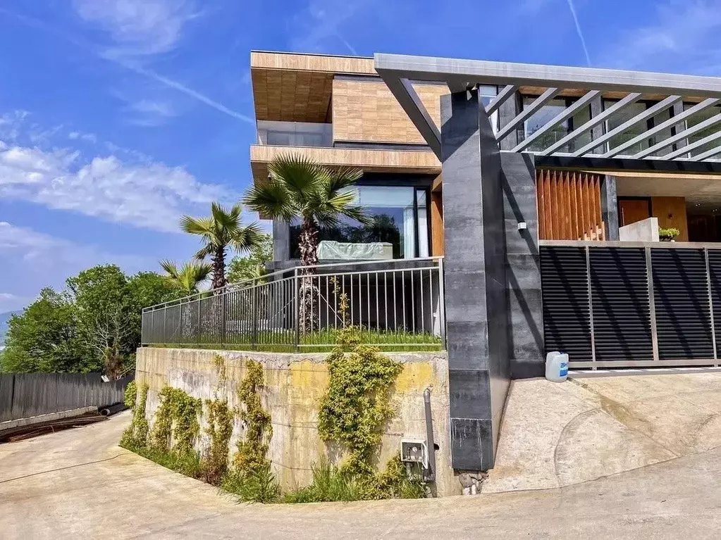 Дом в Краснодарский край, Сочи Бытха мкр, ул. Ясногорская, 14А/5 (251 ... - Фото 1