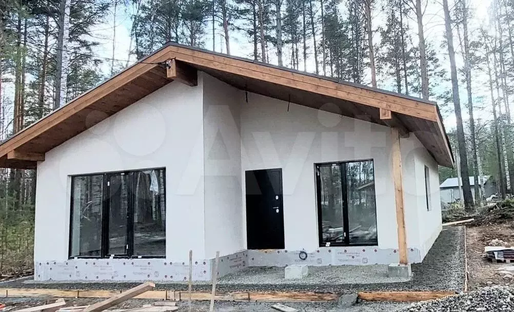Коттедж 134,7 м на участке 9,23 га - Фото 1