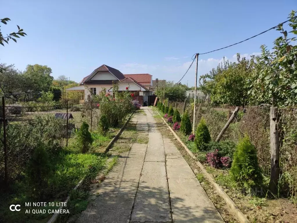 Дом в Краснодарский край, Славянск-на-Кубани пос. Кубрис,  (98 м) - Фото 1