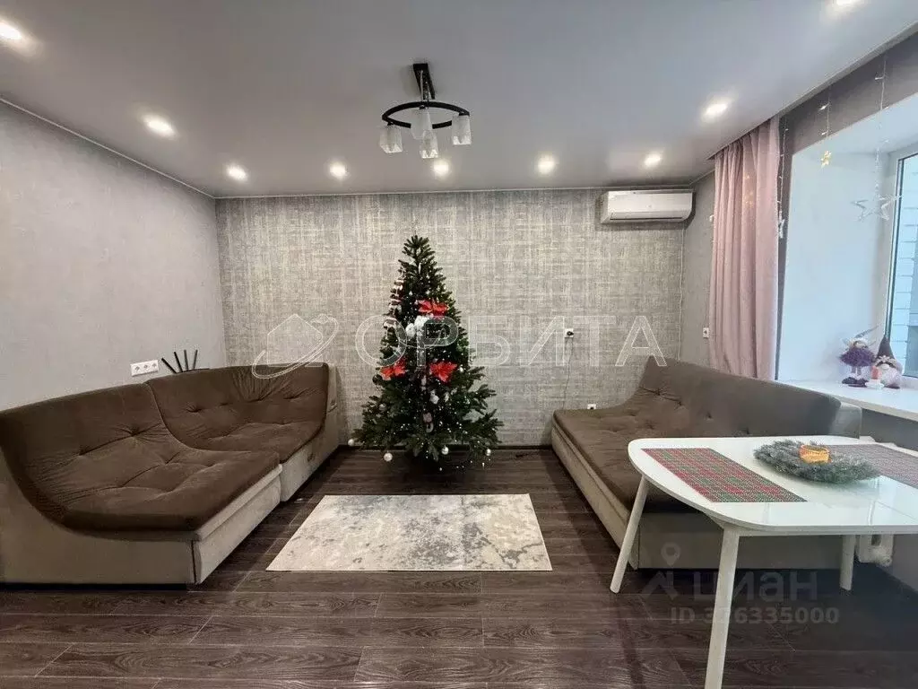 3-к кв. Тюменская область, Тюмень ул. Газопромысловая, 2 (70.0 м) - Фото 1