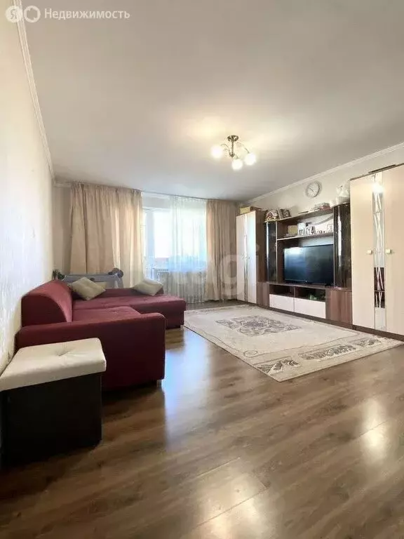 3-комнатная квартира: Калининград, улица Куйбышева, 65А (71.1 м) - Фото 0