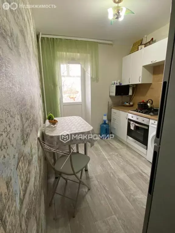 2-комнатная квартира: Кунгур, улица Нефтяников, 35 (43 м) - Фото 2