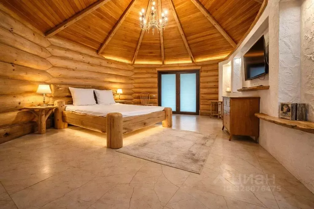 Дом в Крым, Ялта муниципальный округ, Кореиз пгт ул. Врачей ... - Фото 1