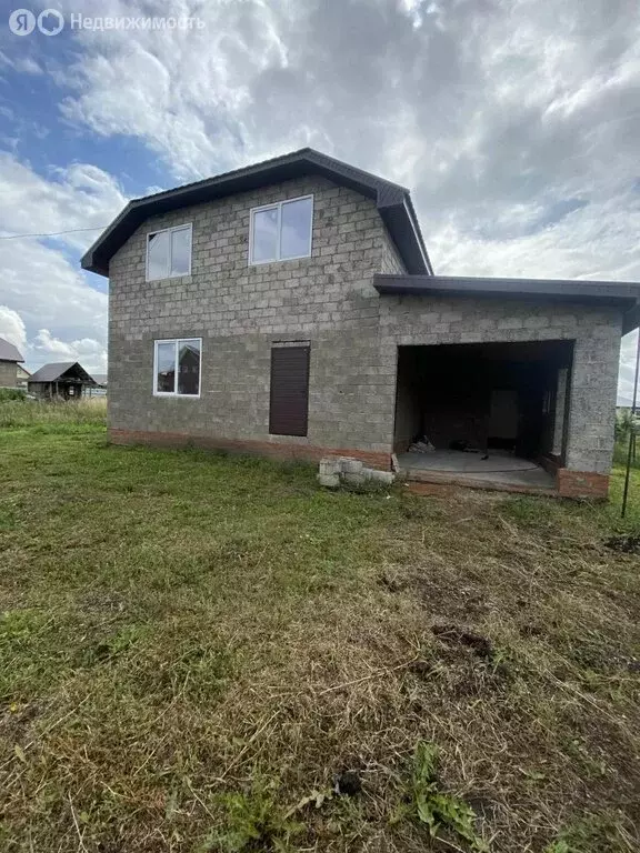 Дом в Дюртюли, улица Салавата Закирова, 68 (171 м) - Фото 1