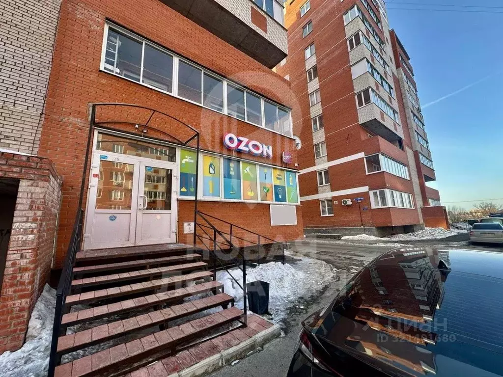 Помещение свободного назначения в Омская область, Омск ул. 1-ой ... - Фото 1