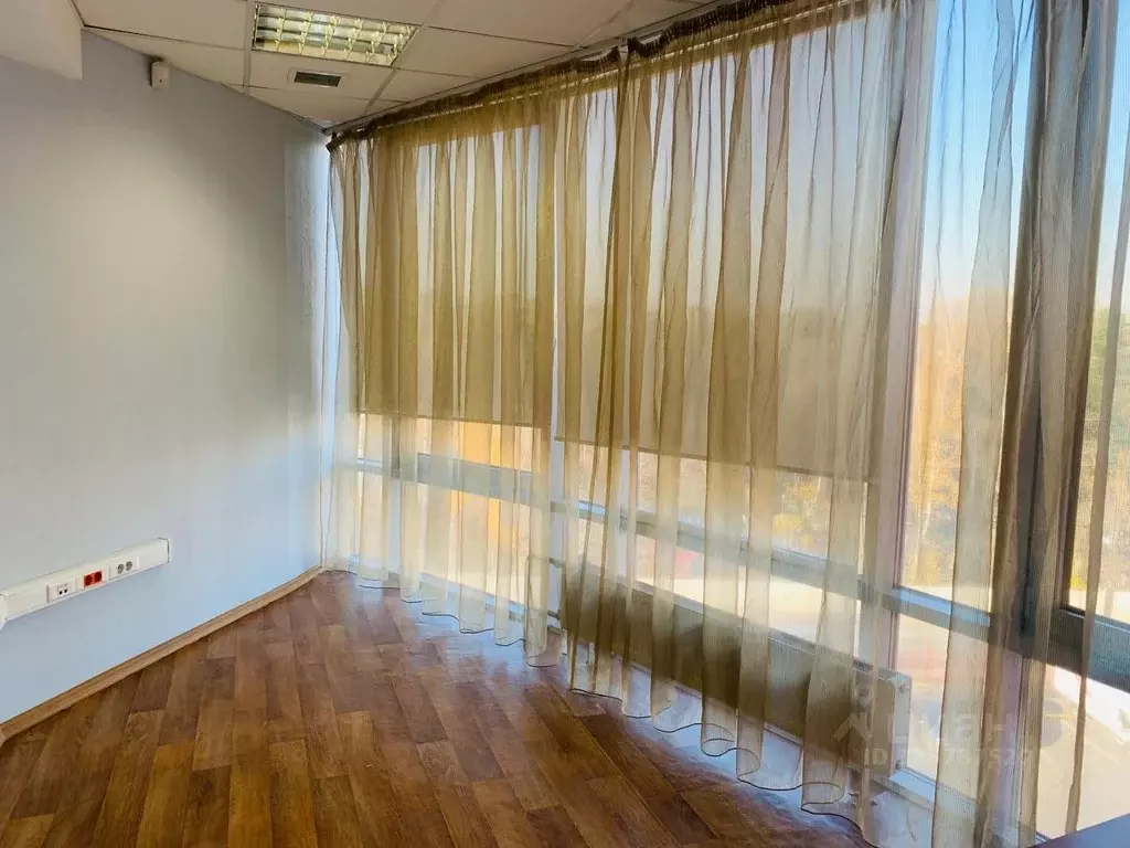 Офис в Московская область, Люберцы городской округ, Октябрьский пгт ... - Фото 2