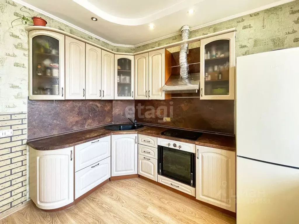 2-к кв. Ханты-Мансийский АО, Сургут просп. Ленина, 33 (59.0 м) - Фото 1