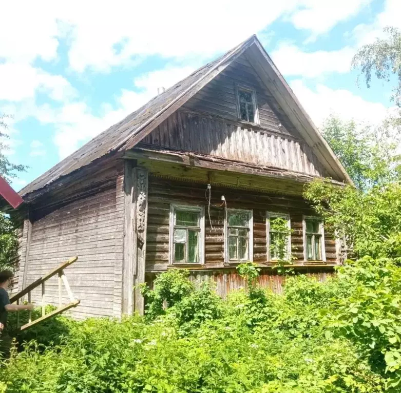 Дом в Новгородская область, Окуловский район, Березовикское с/пос, д. ... - Фото 0