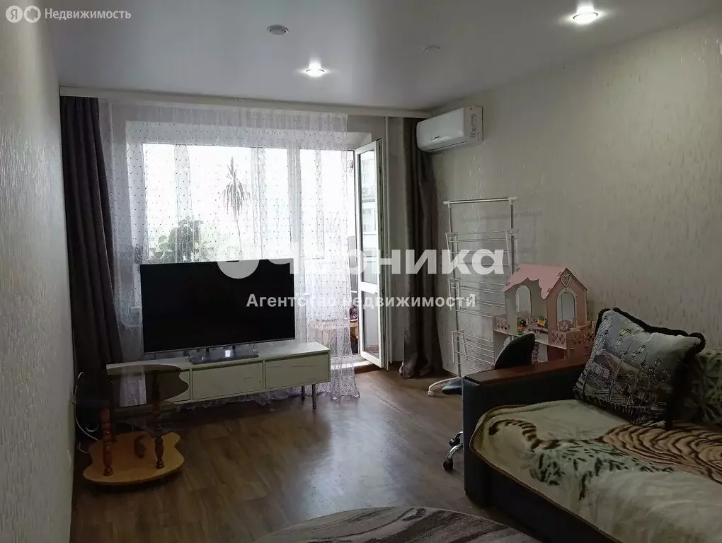 2-комнатная квартира: Новошахтинск, улица Радио, 46 (54.5 м) - Фото 0