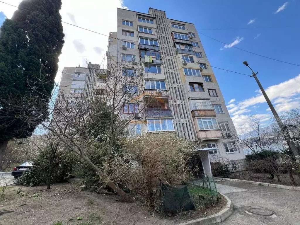 2-к кв. Крым, Ялта проезд Бакунинский, 6 (65.0 м) - Фото 0