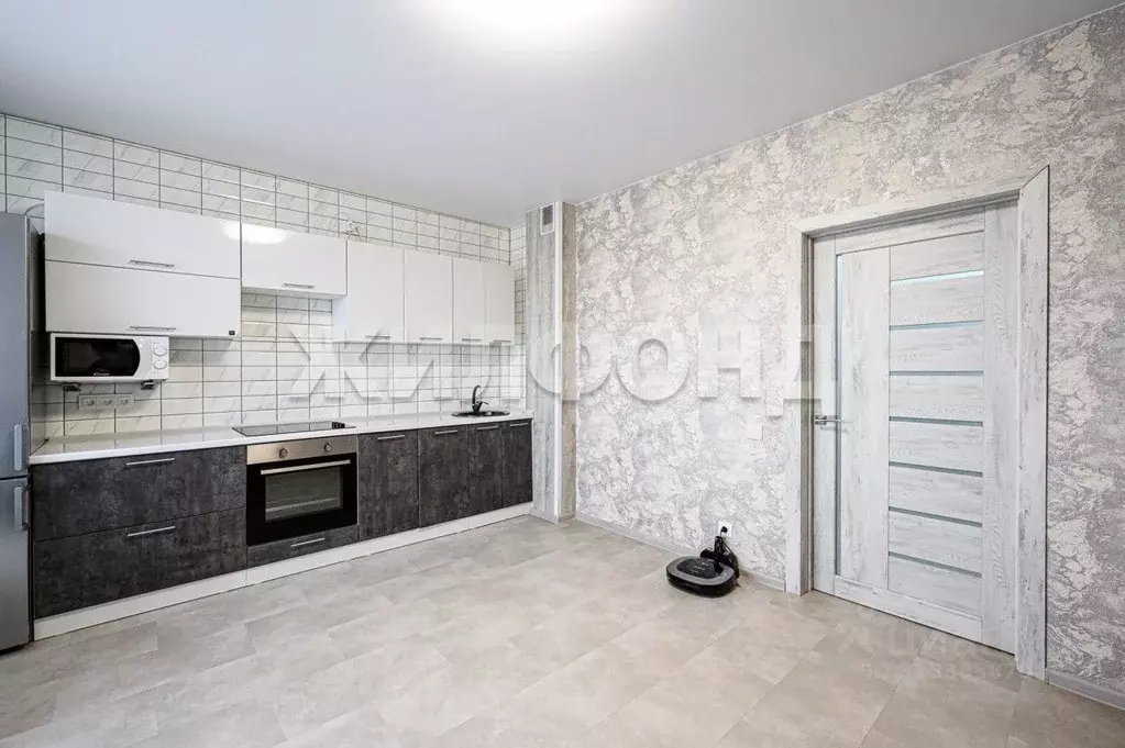 1-к кв. Новосибирская область, Новосибирск ул. Кирова, 242 (50.9 м) - Фото 0