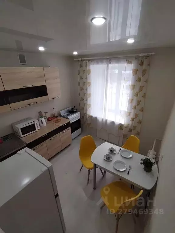 1-к кв. Вологодская область, Великий Устюг ул. Сахарова, 48/6 (32.0 м) - Фото 1