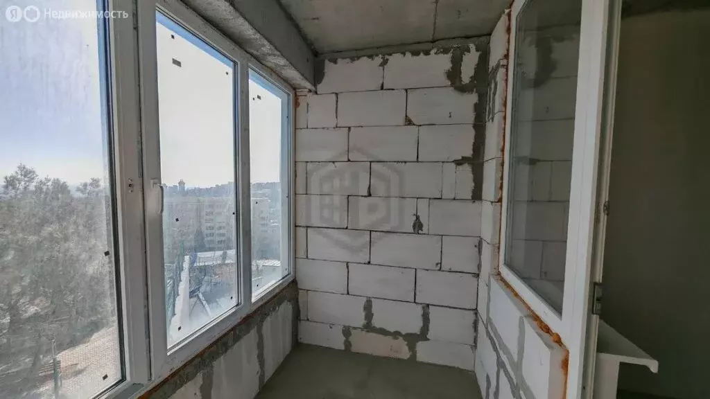 1-комнатная квартира: Ялта, улица Крупской, 52 (52.5 м) - Фото 1