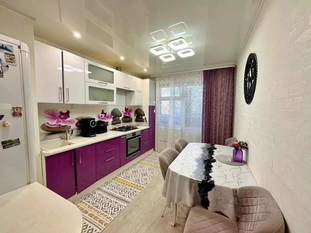 3-к кв. Татарстан, Казань просп. Победы, 172 (66.3 м) - Фото 1