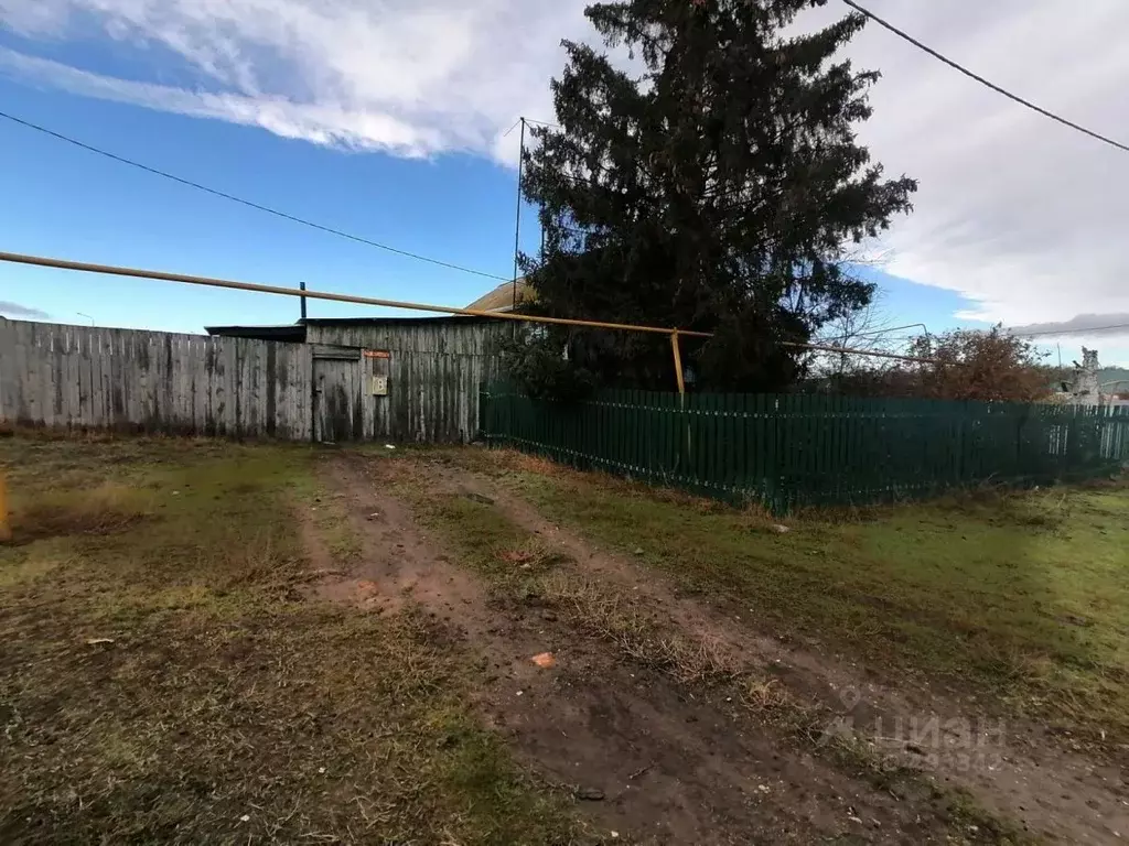 Дом в Самарская область, Красноармейский район, с. Каменный Брод ... - Фото 0