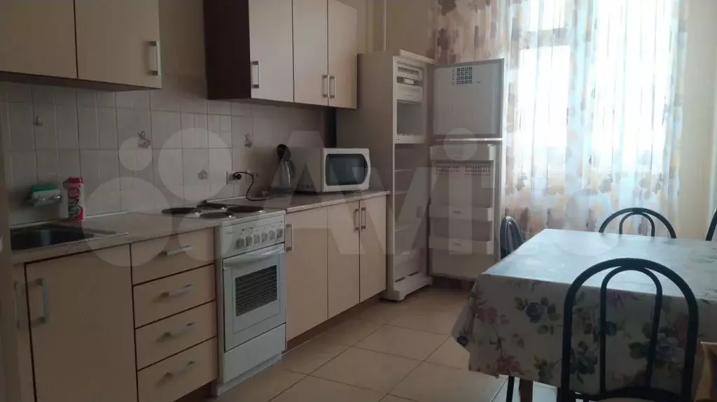 2-к. квартира, 56 м, 2/18 эт. - Фото 0