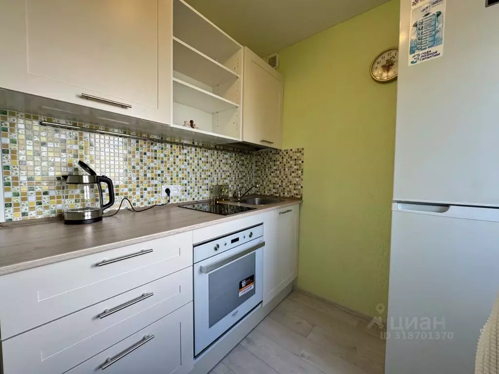 2-к кв. Москва ул. Корнейчука, 46 (45.7 м) - Фото 0
