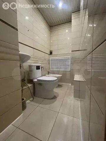 3-комнатная квартира: Смоленск, улица Твардовского, 8Б (100 м) - Фото 1