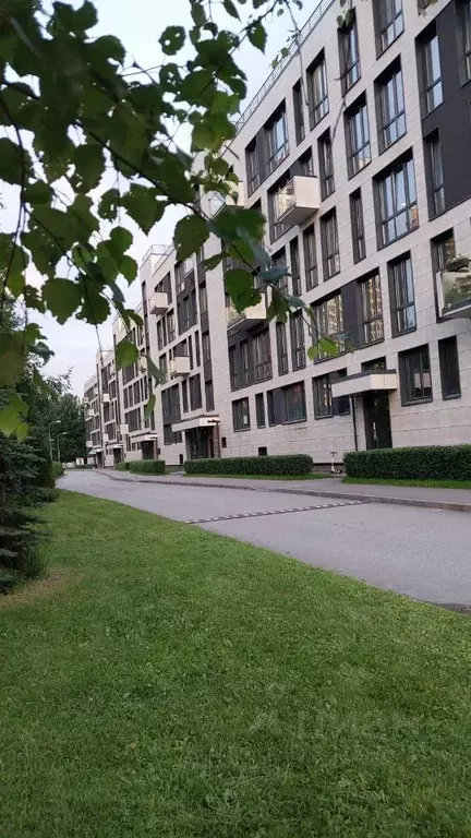 2-к кв. Санкт-Петербург Нижне-Каменская ул., 7к1 (86.4 м) - Фото 2