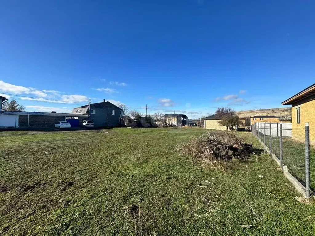 Участок в Крым, Симферопольский район, Чистенское с/пос, Родничок СПК  ... - Фото 2