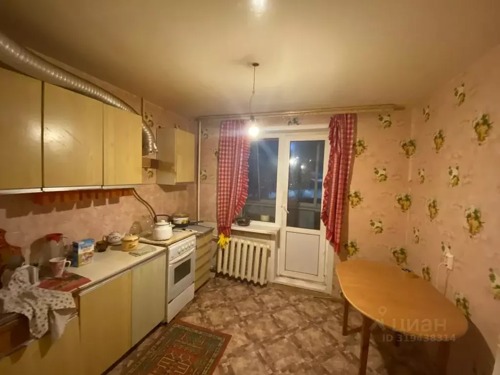 3-к кв. Владимирская область, Владимир Оргтруд мкр, ул. Строителей, 1 ... - Фото 0