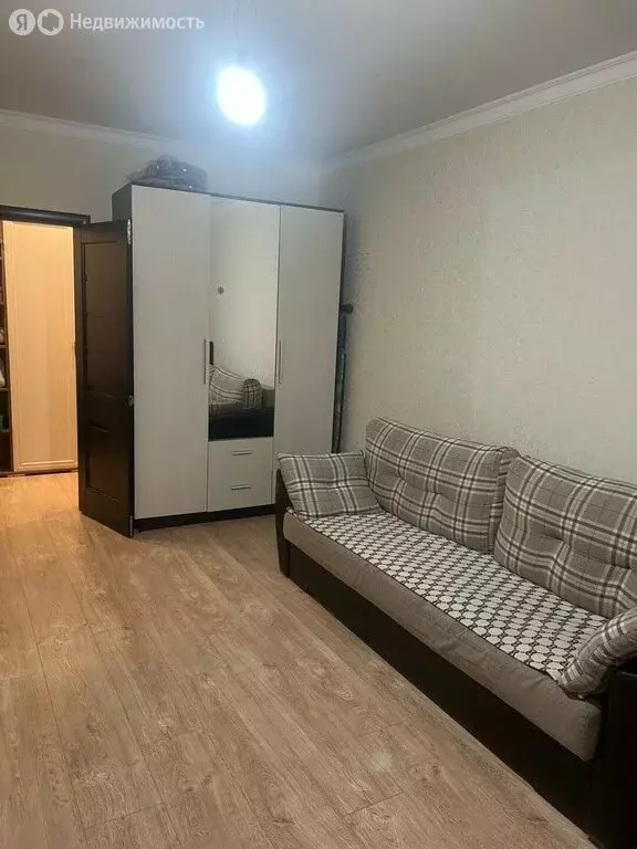 1-комнатная квартира: Владикавказ, улица 8 Марта, 15А (43 м) - Фото 1
