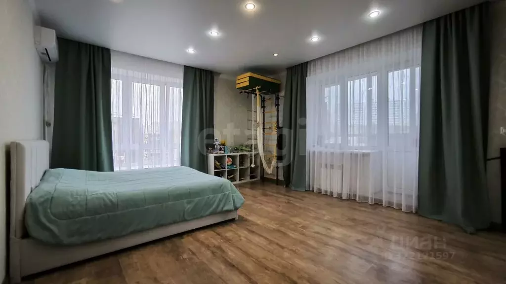 3-к кв. Татарстан, Набережные Челны ул. Портовая, 63 (115.0 м) - Фото 1