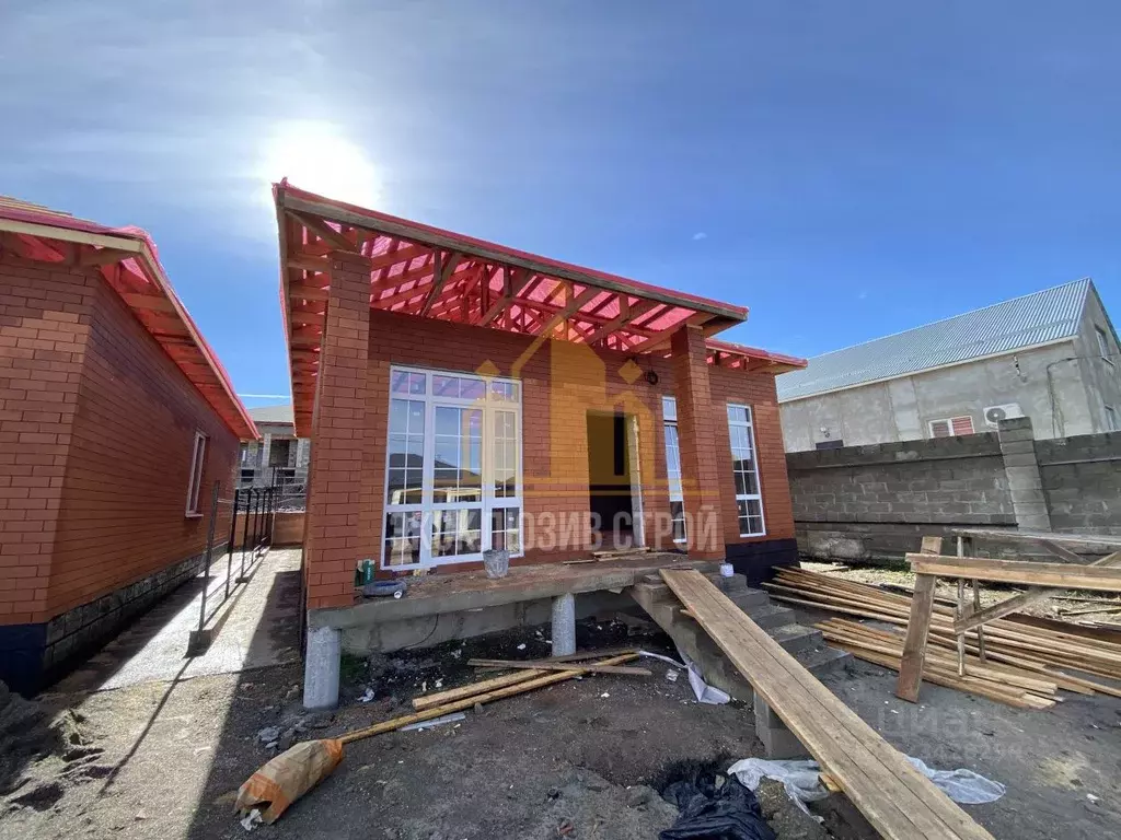 Дом в Ставропольский край, Предгорный муниципальный округ, ... - Фото 1