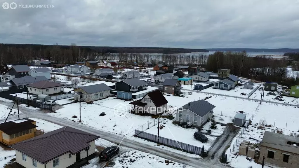 Дом в Выборгский район, Рощинское городское поселение, посёлок ... - Фото 1