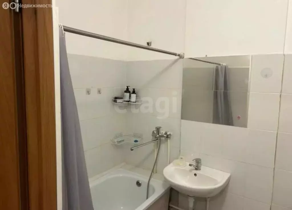 Квартира-студия: Якутск, улица Петра Алексеева, 72/1 (28.4 м) - Фото 1