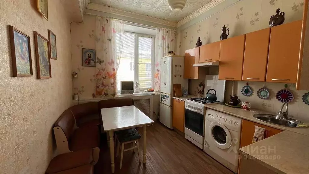 4-к кв. Нижегородская область, Балахна ул. Дзержинского, 82 (86.4 м) - Фото 0