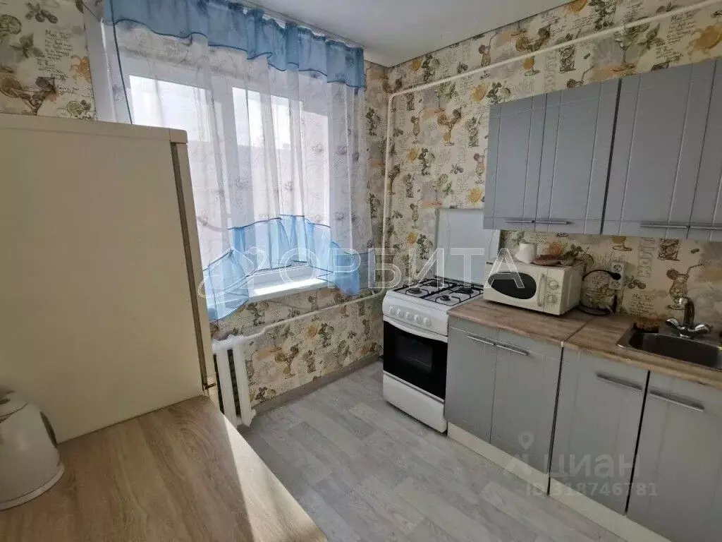 1-к кв. Тюменская область, Тюмень Заводская ул., 2 (30.1 м) - Фото 0