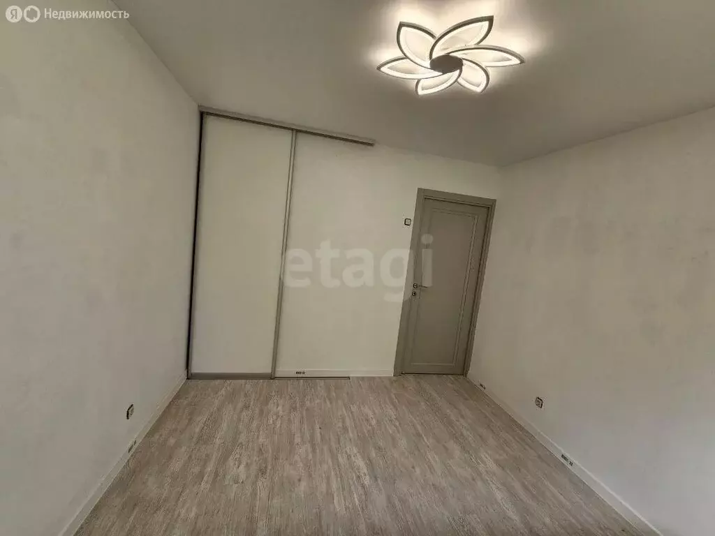 1к в 3-комнатной квартире (11 м) - Фото 1