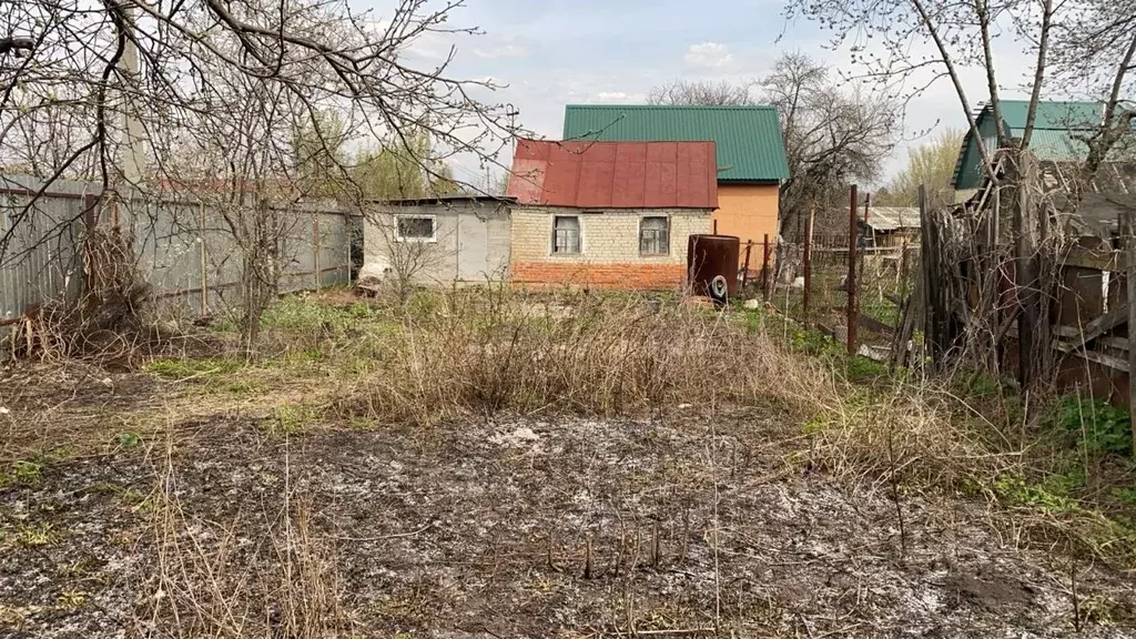 Участок в Саратовская область, Саратов ул. Чистые Пруды (3.01 сот.) - Фото 0