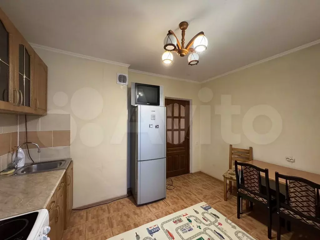 1-к. квартира, 46 м, 10/10 эт. - Фото 1
