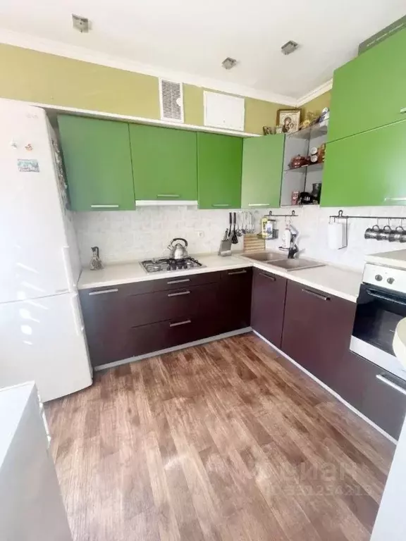 3-к кв. Татарстан, Казань пос. Дербышки, ул. Мира, 27/52 (72.0 м) - Фото 1