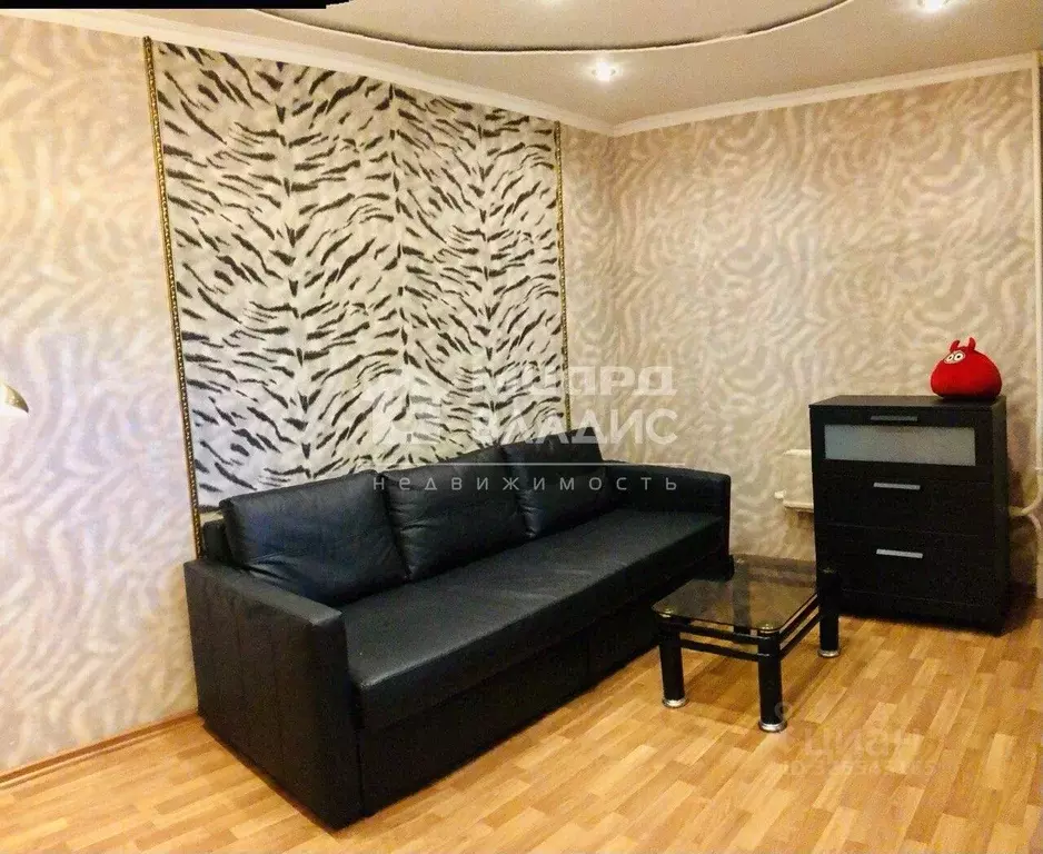 3-к кв. Омская область, Омск ул. Конева, 32 (70.0 м) - Фото 2