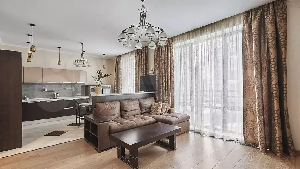 3-к. квартира, 160 м, 2/9 эт. - Фото 1