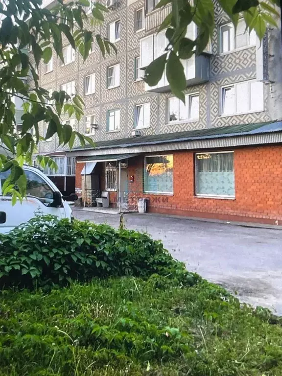 Торговая площадь в Калужская область, Калуга ул. Пухова, 17 (130 м) - Фото 1