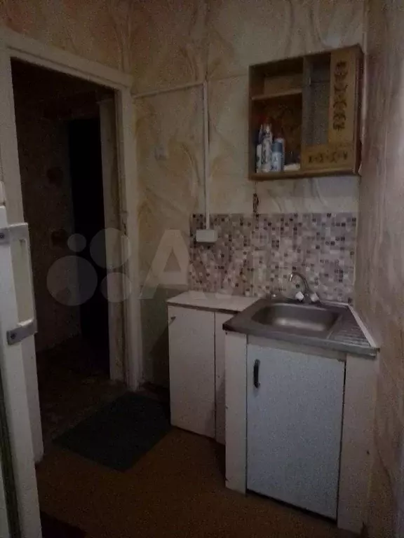 Комната 10 м в 2-к., 1/9 эт. - Фото 0