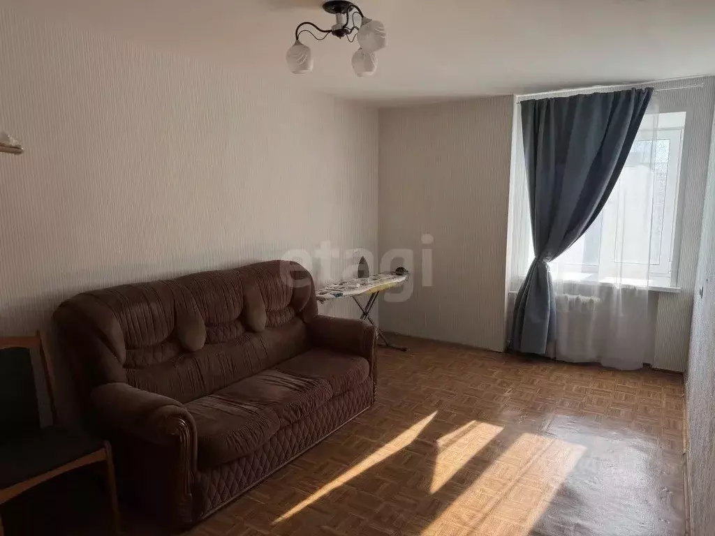 4-к кв. Тюменская область, Тюмень ул. 50 лет Октября, 26 (112.7 м) - Фото 1