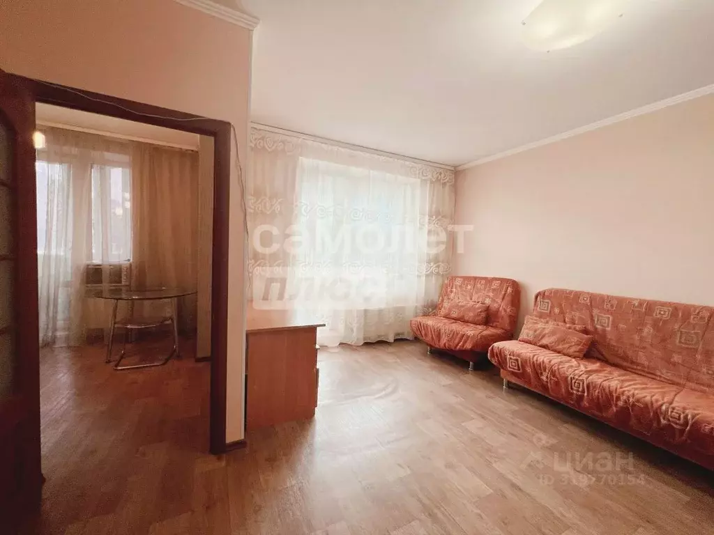 1-к кв. Омская область, Омск просп. Комарова, 17к1 (36.3 м) - Фото 0