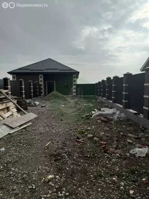 Дом в Ессентуки, улица Посёлок Опытник (220 м) - Фото 1