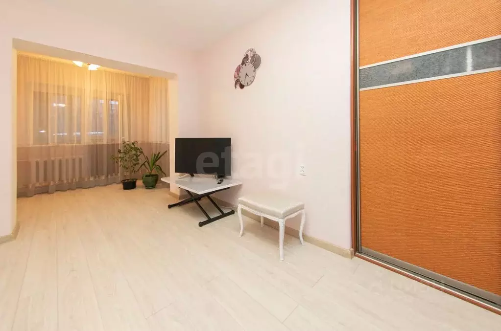 2-к кв. Томская область, Томск ул. Дзержинского, 20/1 (76.3 м) - Фото 2