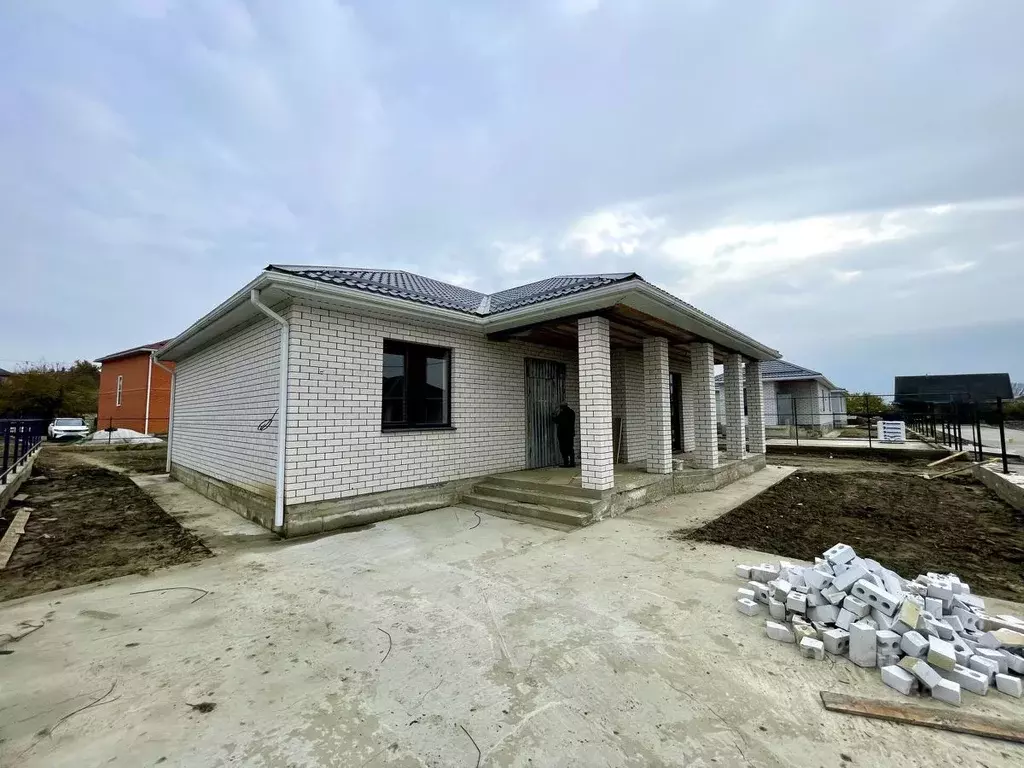 Дом в Краснодарский край, Темрюк ул. Марьинская (119 м) - Фото 1