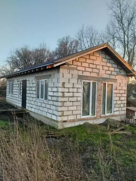 Дом в Калининградская область, Гурьевский муниципальный округ, пос. ... - Фото 1