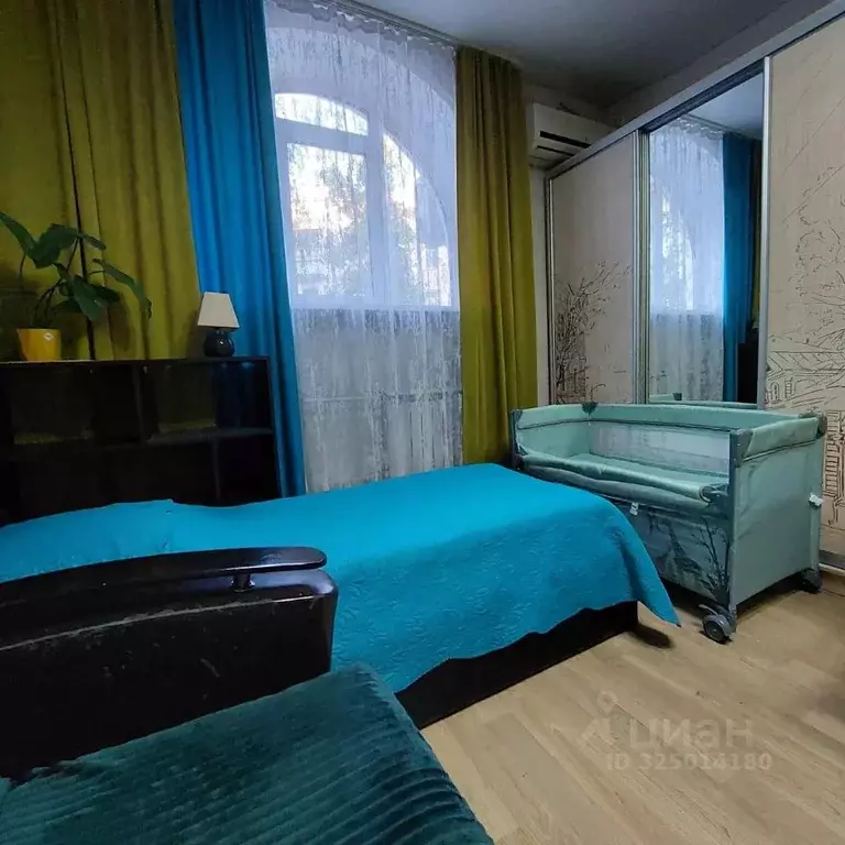 Комната Свердловская область, Екатеринбург ул. Ломоносова, 25 (23.0 м) - Фото 1