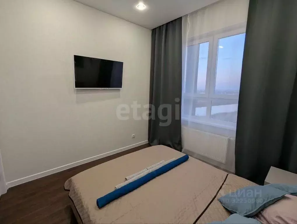 Студия Тюменская область, Тюмень ул. Краснооктябрьская, 16 (36.0 м) - Фото 1